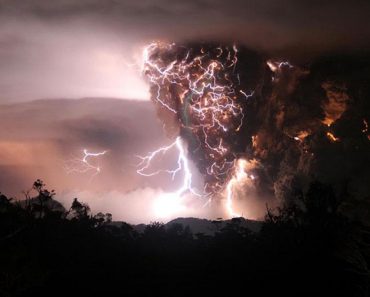 10 Häikäisevän hienoa kuvaa ukkosmyrskyistä
