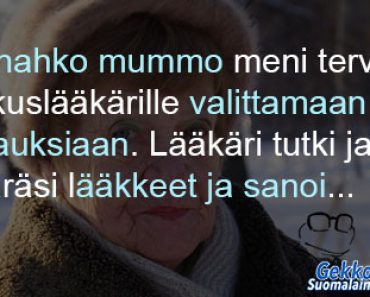 Vanha mummo terveyskeskuksessa