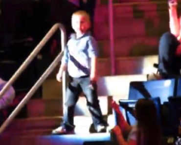 Tanssiva pikkupoika varastaa kaiken huomion konsertissa – Katso mahtava video!