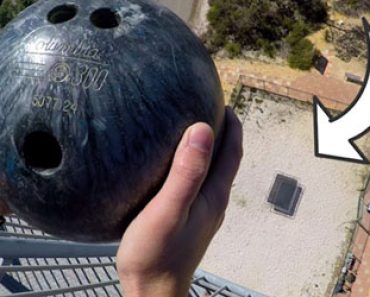 Video: Keilapallo pudotettiin trampoliinille 45 metristä